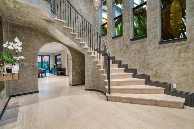 5170 La Gorce Dr, Miami Beach, FL 33140