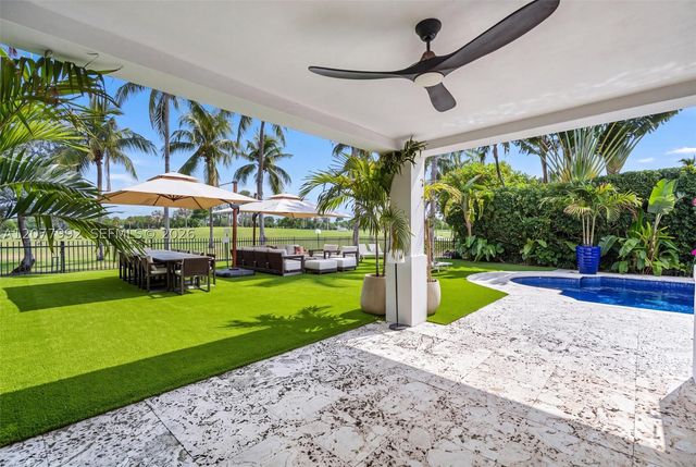 5170 La Gorce Dr, Miami Beach, FL 33140