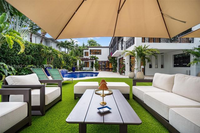 5170 La Gorce Dr, Miami Beach, FL 33140