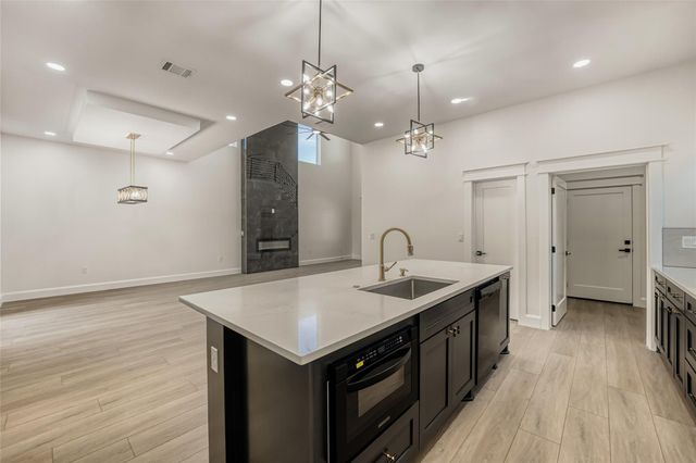 406 E Carrie Manor ST, Manor, TX 78653