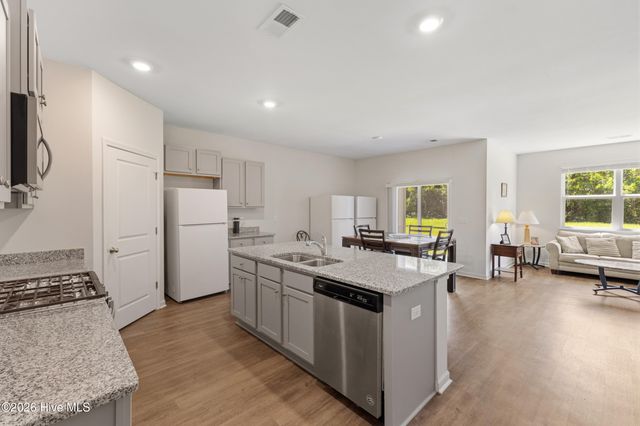 133 Tributary Circle, Wilmington, NC 28401