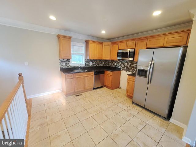 116 CEDAR HILL RD, Brooklyn Park, MD 21225