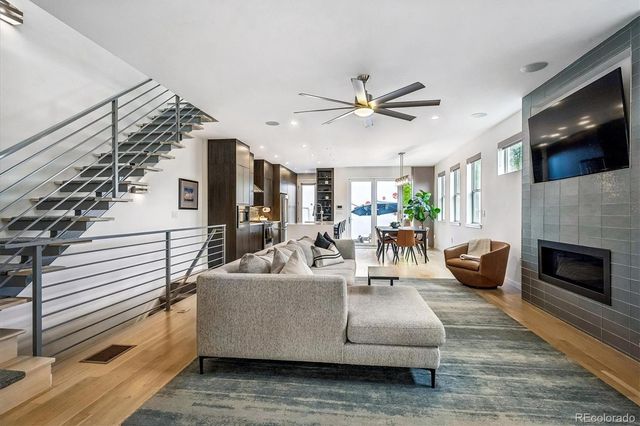 827 Eudora Street, Denver, CO 80220