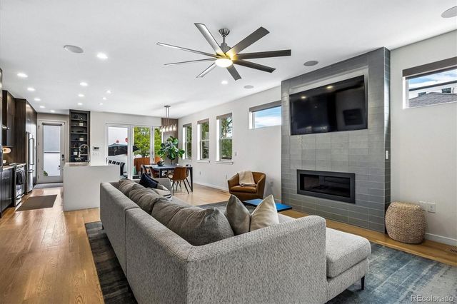 827 Eudora Street, Denver, CO 80220