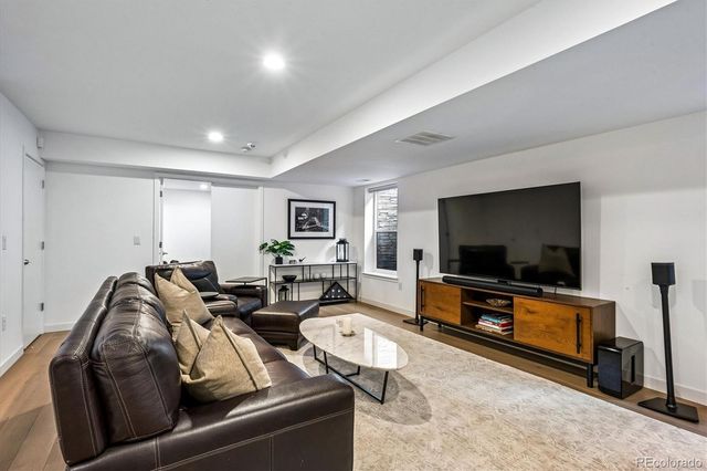 827 Eudora Street, Denver, CO 80220