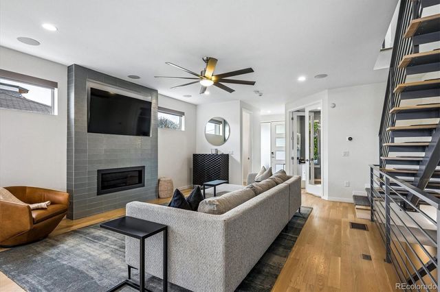 827 Eudora Street, Denver, CO 80220