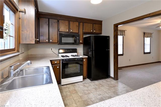 7633 Turlington RD, Toano, VA 23168