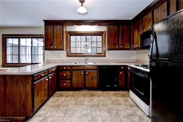 7633 Turlington RD, Toano, VA 23168