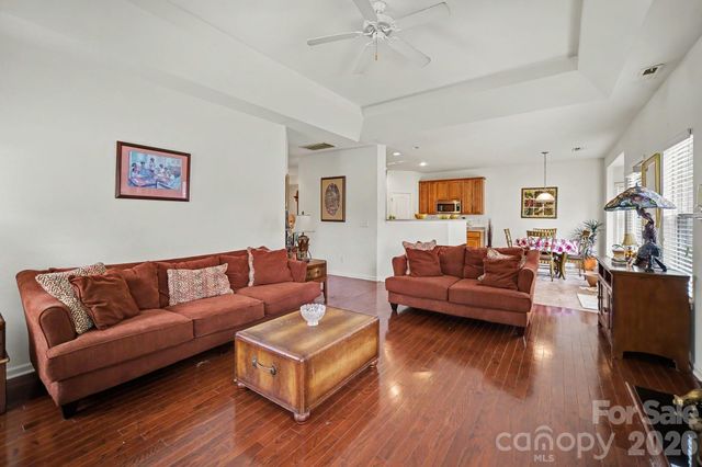 6900 Daisy Bee Court, Charlotte, NC 28126