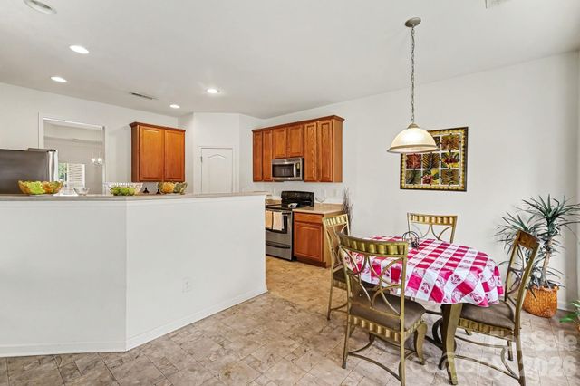 6900 Daisy Bee Court, Charlotte, NC 28126