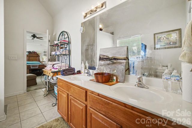 6900 Daisy Bee Court, Charlotte, NC 28126