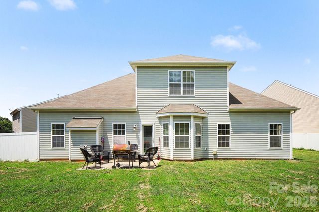 6900 Daisy Bee Court, Charlotte, NC 28126