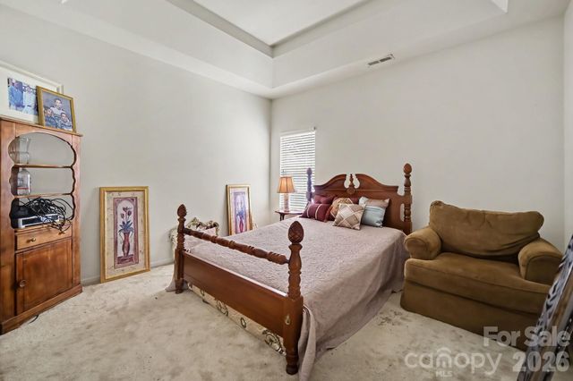 6900 Daisy Bee Court, Charlotte, NC 28126