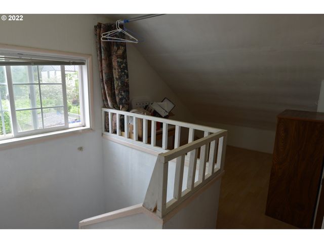 5938 Ne 57TH Ave, Portland, OR 97218