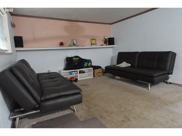 5938 Ne 57TH Ave, Portland, OR 97218