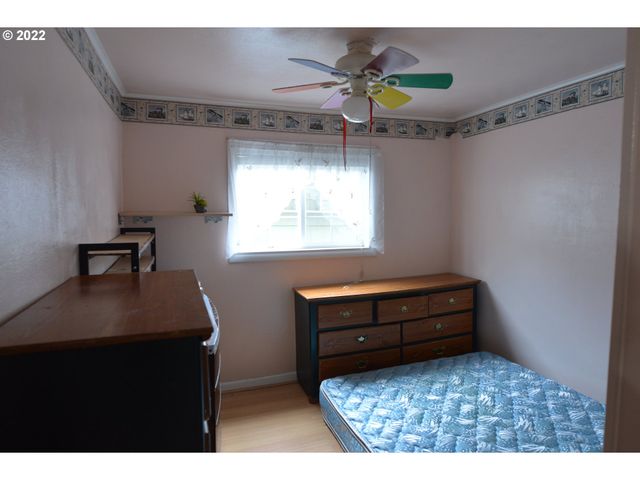 5938 Ne 57TH Ave, Portland, OR 97218