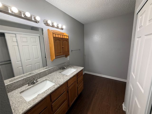 533 Horse Shoe Bend, Mesquite, TX 75149