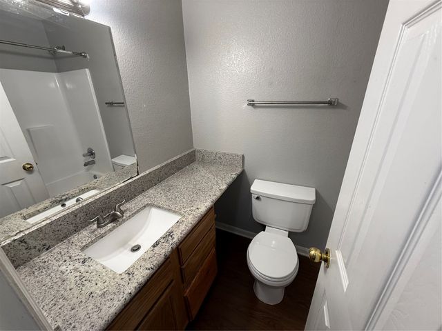 533 Horse Shoe Bend, Mesquite, TX 75149