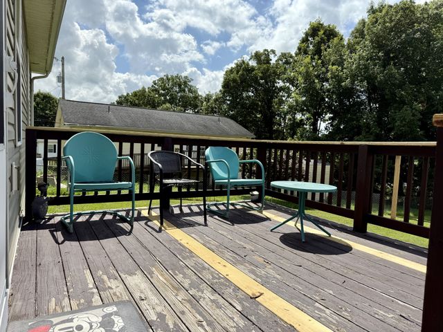 115 Nutmeg Dr, Shelbyville, TN 37160