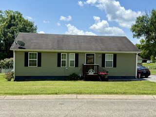 115 Nutmeg Dr, Shelbyville, TN 37160