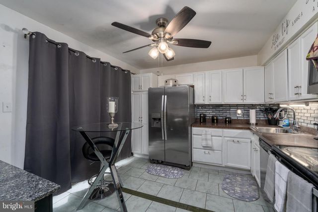 3859 TWIN LAKES CT, Baltimore, MD 21244