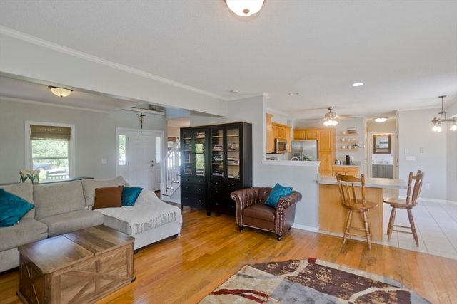26 Laro Rd, Southwick, MA 01077
