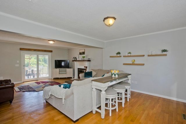 26 Laro Rd, Southwick, MA 01077
