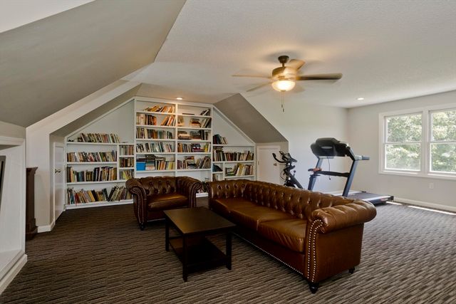 26 Laro Rd, Southwick, MA 01077