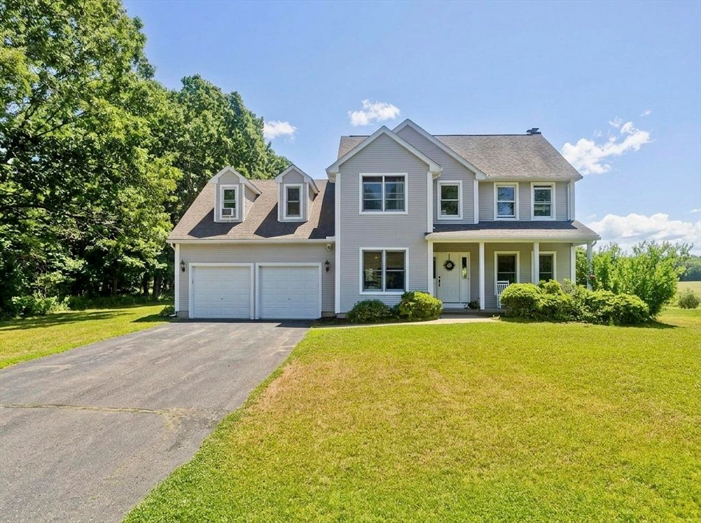 26 Laro Rd, Southwick, MA 01077