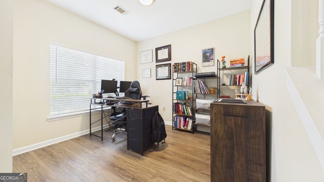 230 Amal Drive SW 202, Atlanta, GA 30315