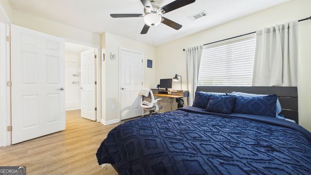 230 Amal Drive SW 202, Atlanta, GA 30315