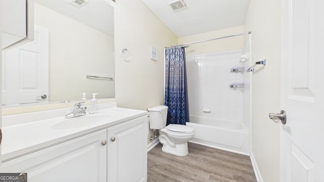 230 Amal Drive SW 202, Atlanta, GA 30315
