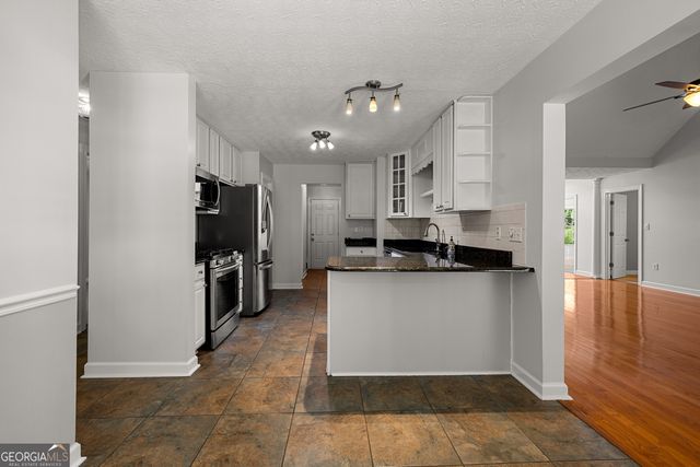 368 Crescent Drive, Newnan, GA 30265