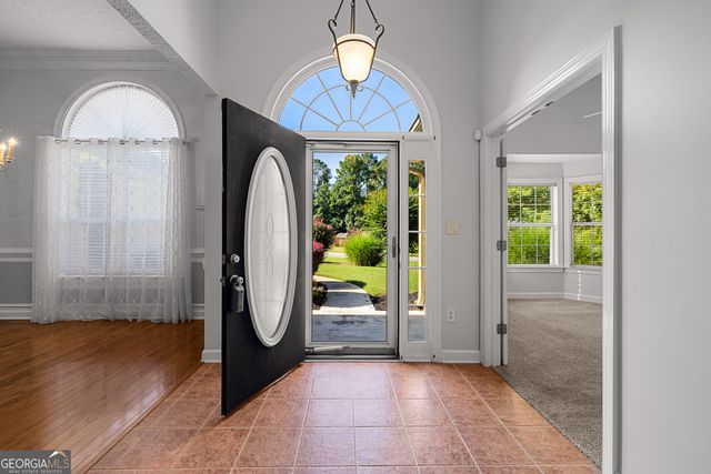 368 Crescent Drive, Newnan, GA 30265