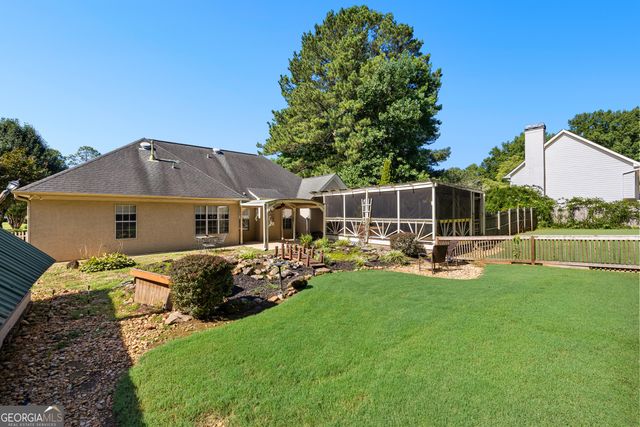 368 Crescent Drive, Newnan, GA 30265