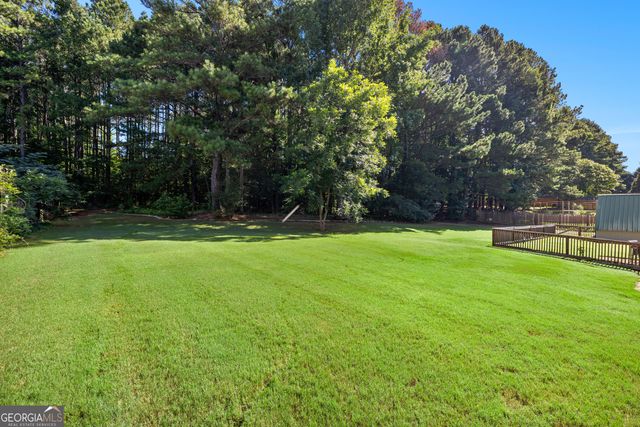 368 Crescent Drive, Newnan, GA 30265