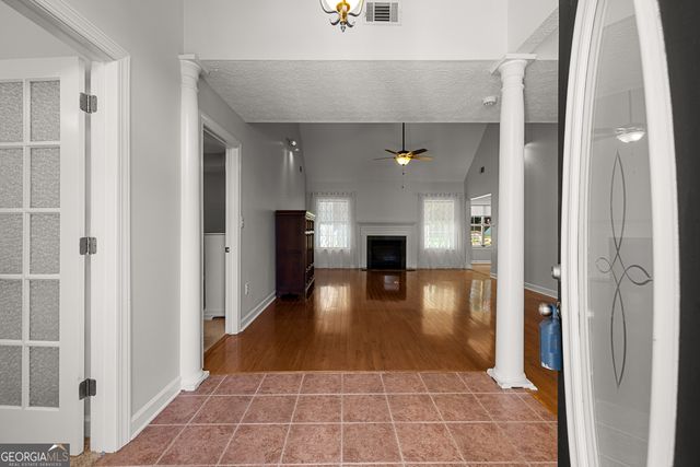368 Crescent Drive, Newnan, GA 30265