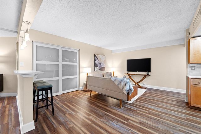 151 E WASHINGTON STREET 404, Orlando, FL 32801