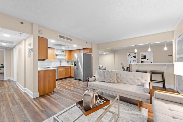 151 E WASHINGTON STREET 404, Orlando, FL 32801