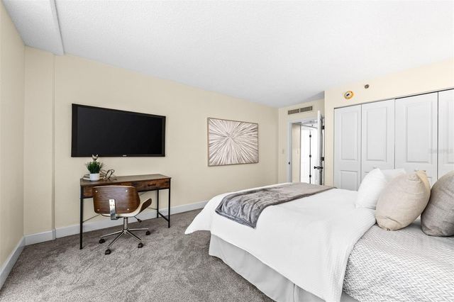 151 E WASHINGTON STREET 404, Orlando, FL 32801
