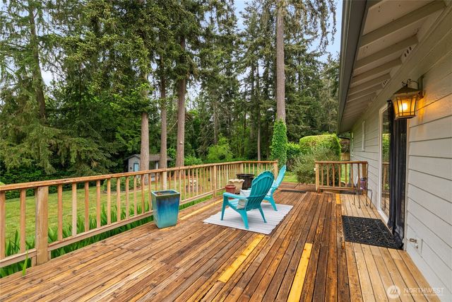 21829 Virginia Place NE, Kingston, WA 98346