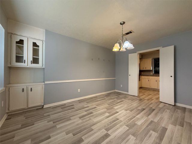 422 Gamewood Drive, Spring, TX 77386