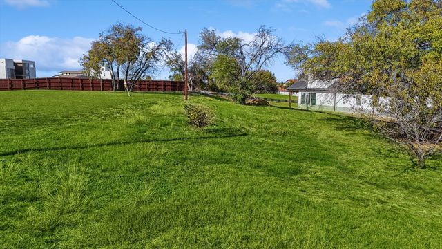 4595 Haven Hill Drive, The Colony, TX 75056