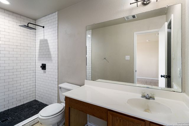 676 Cherokee, New Braunfels, TX 78132