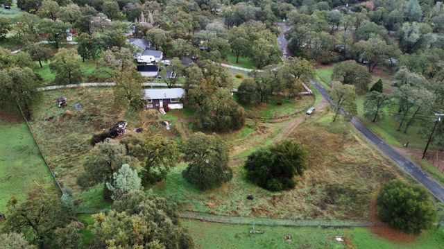 12880 Mount Echo Dr, Ione, CA 95640