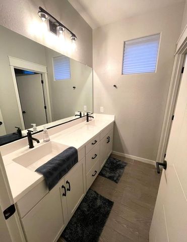 300 N Gila Springs Boulevard Unit 110, Chandler, AZ 85226