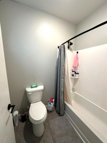 300 N Gila Springs Boulevard Unit 110, Chandler, AZ 85226