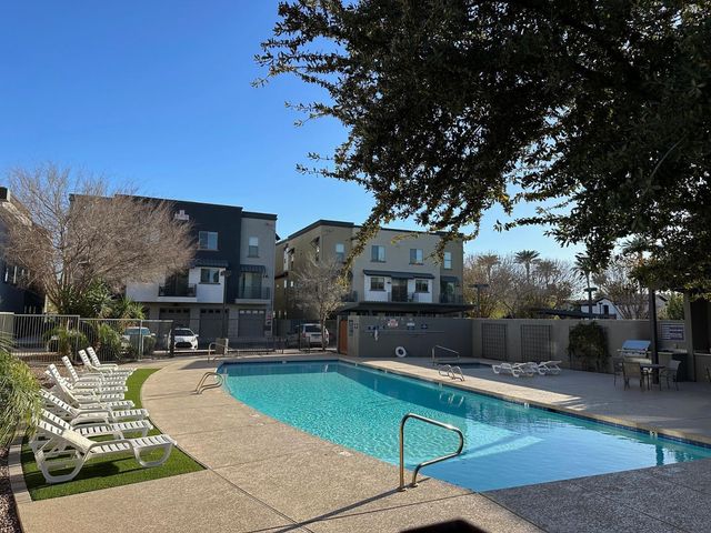 300 N Gila Springs Boulevard Unit 110, Chandler, AZ 85226