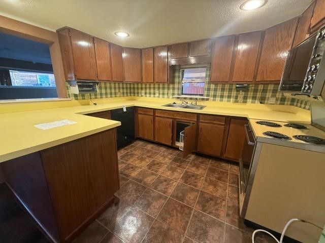 808 Flamingo Road, Granbury, TX 76049