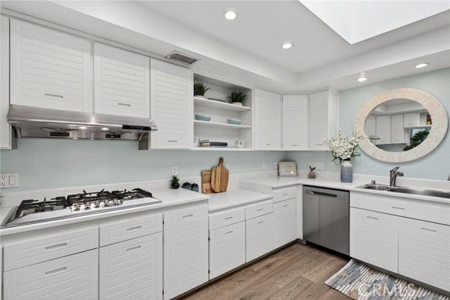 1659 3rd Street, Manhattan Beach, CA 90266